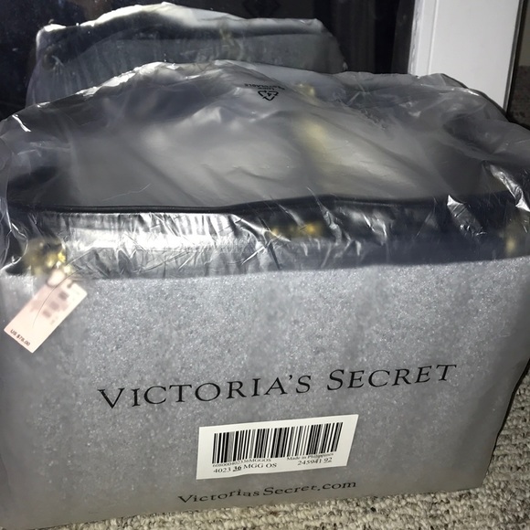 BRAND NEW black leather bag! Victoria’s Secret! - Picture 1 of 2